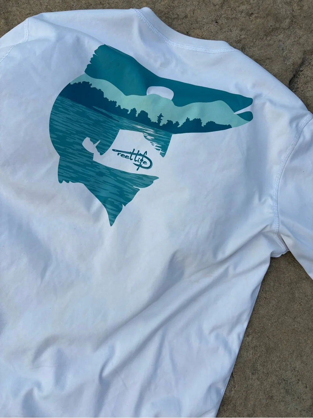 Reel Life Fishing/Swimming Shirt Size Medium